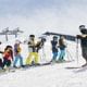 Skilehrer im Gruppenkinderkurs